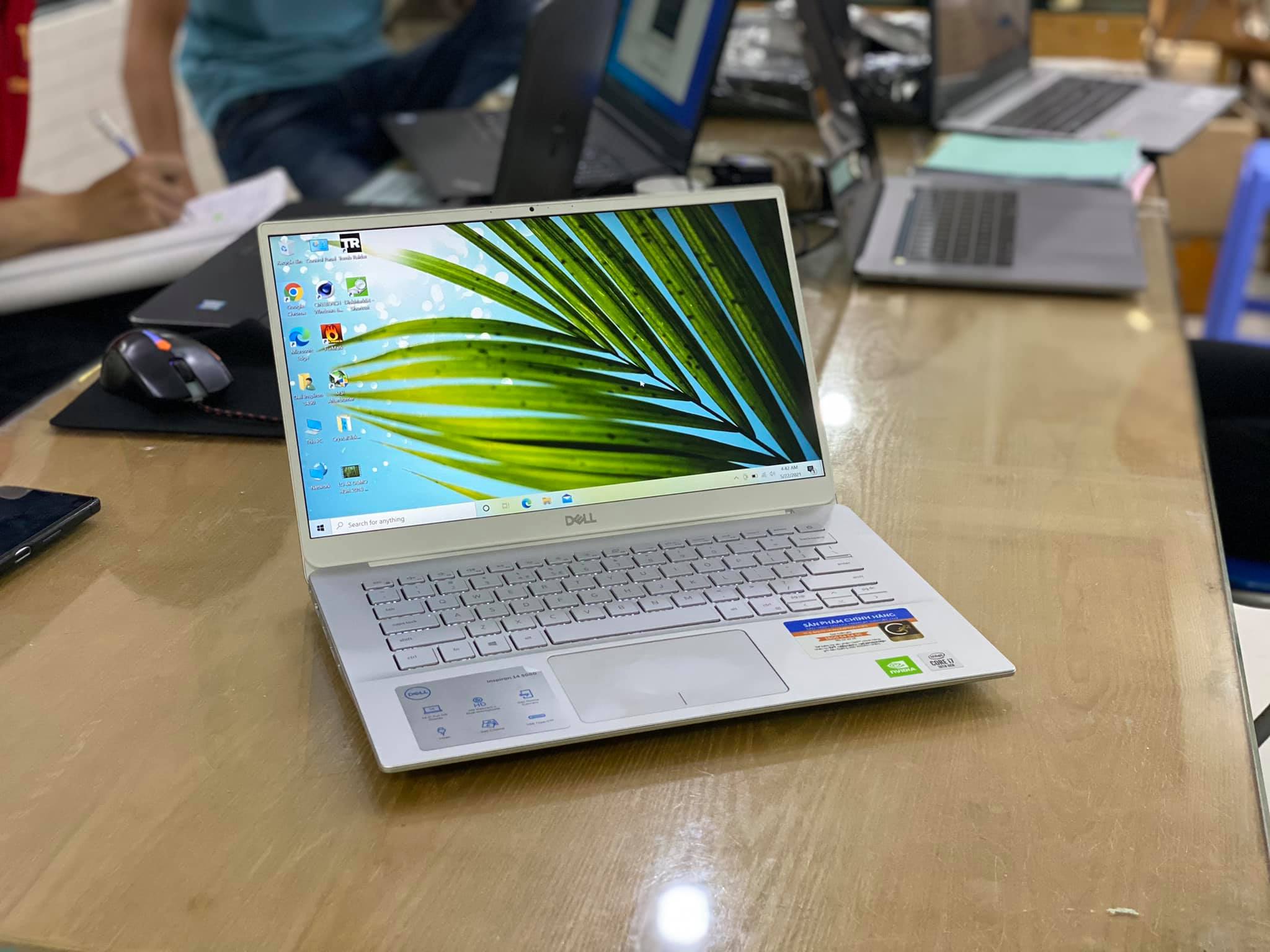 Laptop Dell Inspiron N5490 i7-9.jpeg